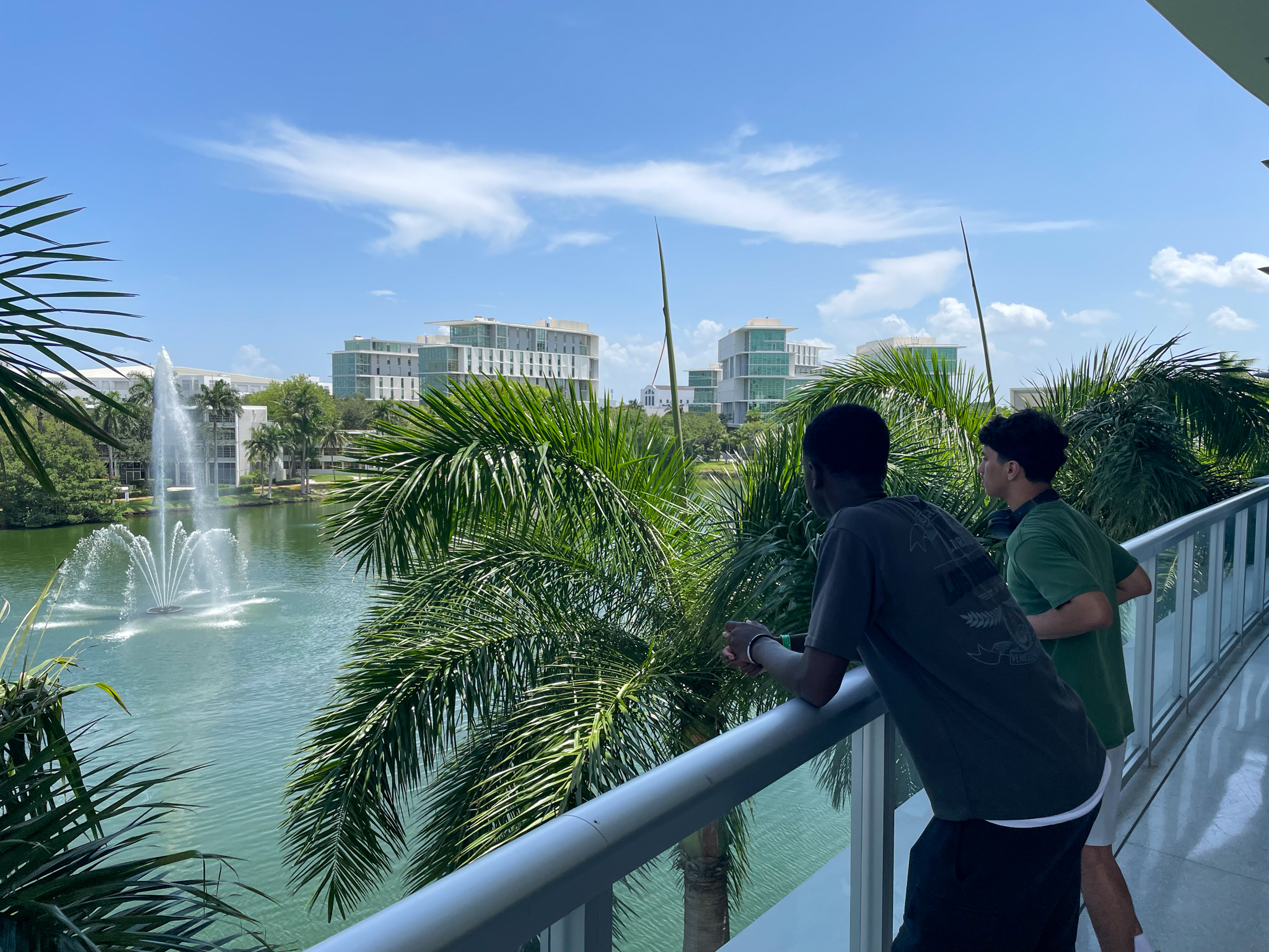 achievers on college tour